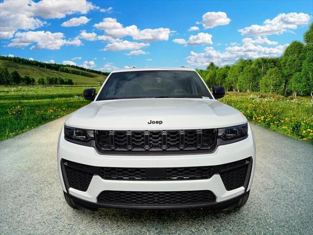2026 Jeep Grand Cherokee Altitude 4x4