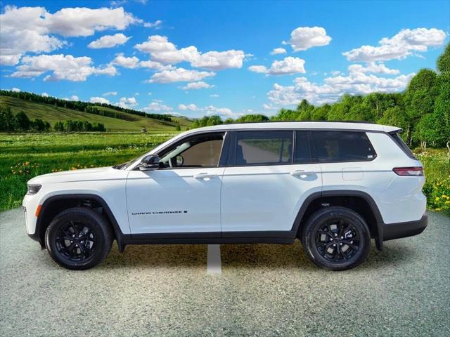 2026 Jeep Grand Cherokee Altitude 4x4