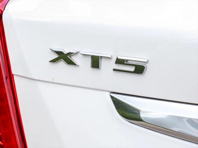 2017 Cadillac XT5 Standard