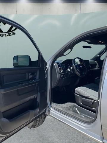 2022 Ram 2500 Tradesman Crew Cab 4x4 6'4" Box