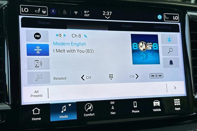 2024 Chrysler Pacifica Hybrid Select