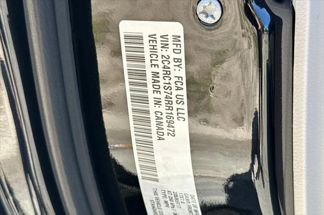 2024 Chrysler Pacifica Hybrid Select