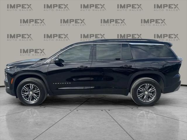 2024 Chevrolet Traverse FWD LT
