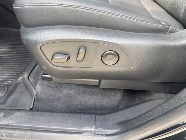 2024 Chevrolet Traverse FWD LT
