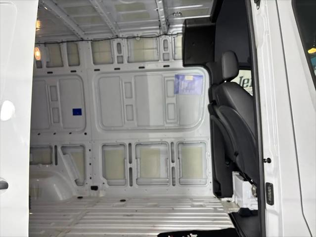 2024 Mercedes-Benz Sprinter 2500 Standard Roof 4-Cyl Diesel