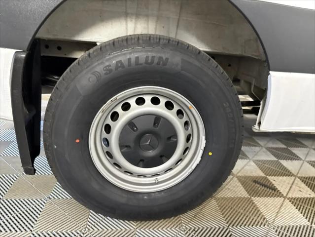 2024 Mercedes-Benz Sprinter 2500 Standard Roof 4-Cyl Diesel