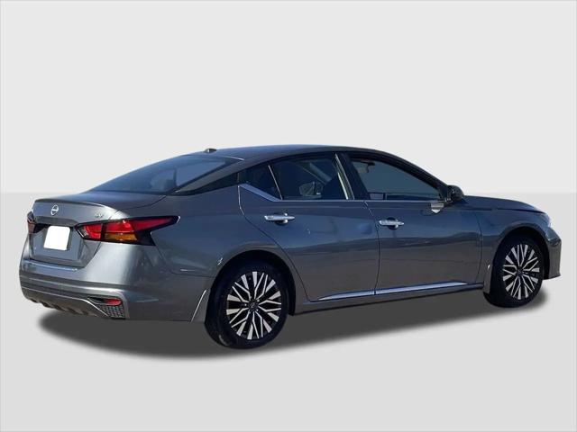 2026 Nissan Altima SV FWD