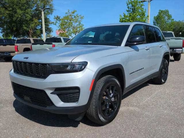 2025 Jeep Grand Cherokee Altitude 4x4