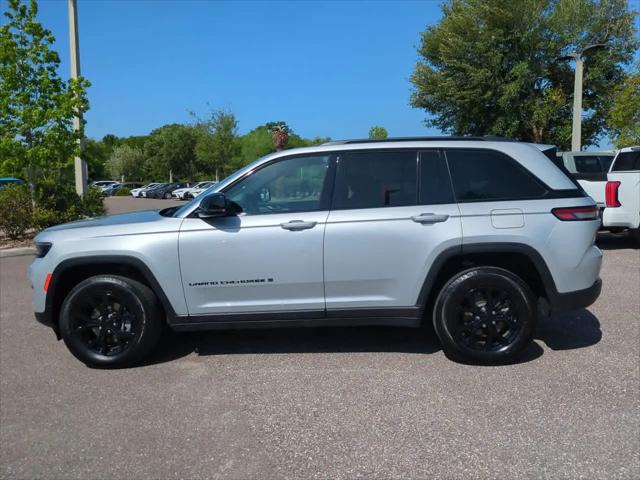 2025 Jeep Grand Cherokee Altitude 4x4