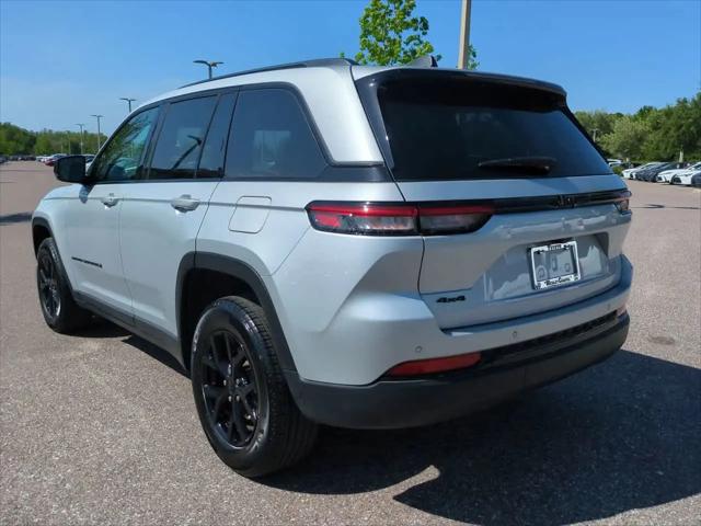 2025 Jeep Grand Cherokee Altitude 4x4