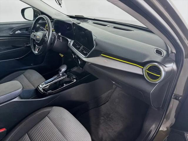 2024 Chevrolet Trax FWD LT