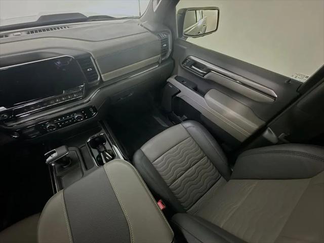 2025 Chevrolet Silverado 1500 4WD Crew Cab Short Bed ZR2