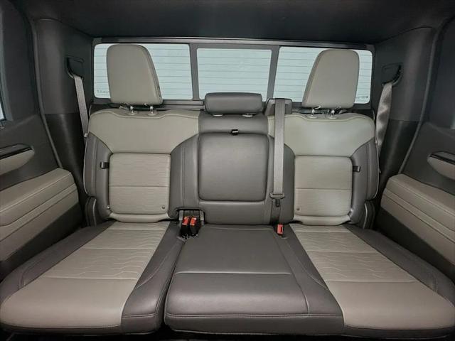 2025 Chevrolet Silverado 1500 4WD Crew Cab Short Bed ZR2