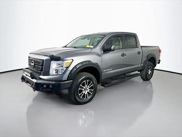 2024 Nissan Titan Crew Cab SV 4x4