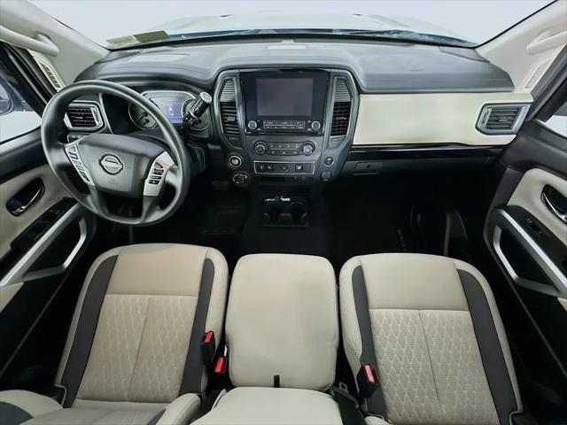 2024 Nissan Titan Crew Cab SV 4x4