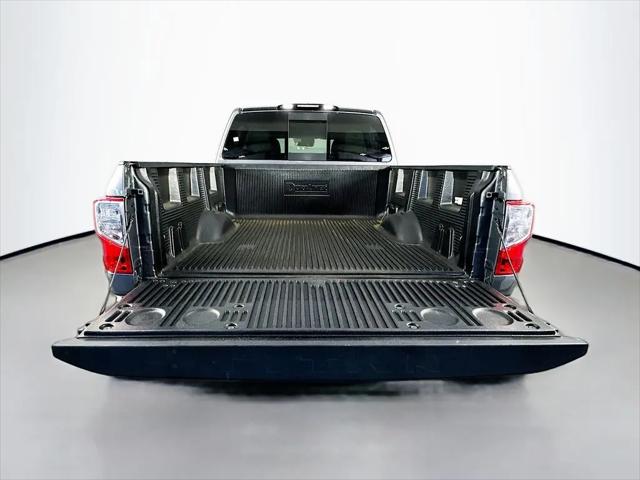 2024 Nissan Titan Crew Cab SV 4x4
