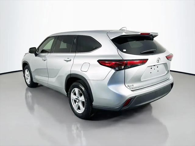 2021 Toyota Highlander LE