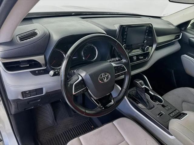 2021 Toyota Highlander LE