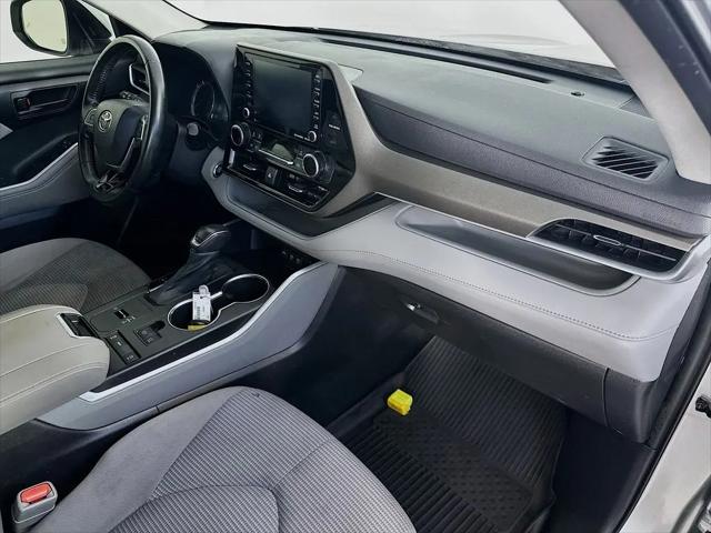 2021 Toyota Highlander LE