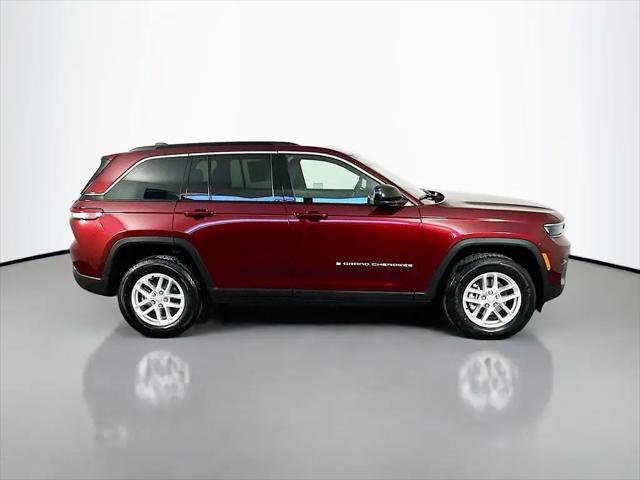 2026 Jeep Grand Cherokee Altitude 4x2