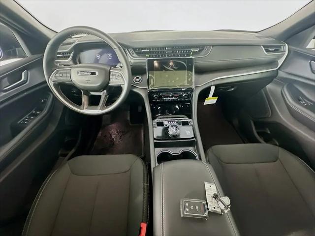 2026 Jeep Grand Cherokee Altitude 4x2
