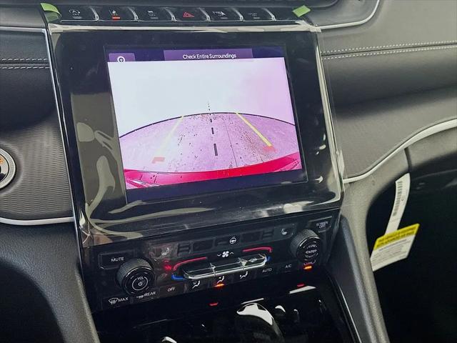 2026 Jeep Grand Cherokee Altitude 4x2