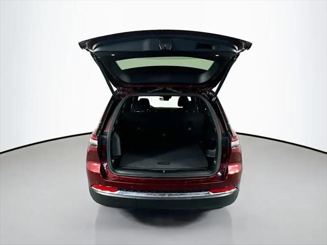 2026 Jeep Grand Cherokee Altitude 4x2