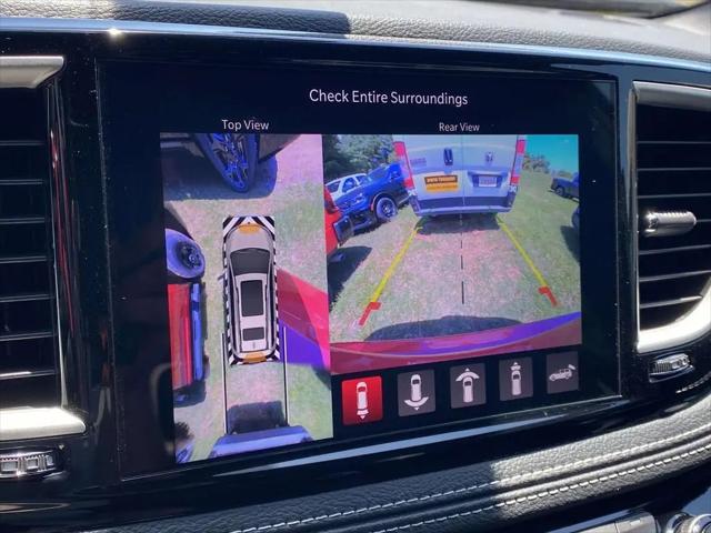 2026 Chrysler Pacifica Select AWD