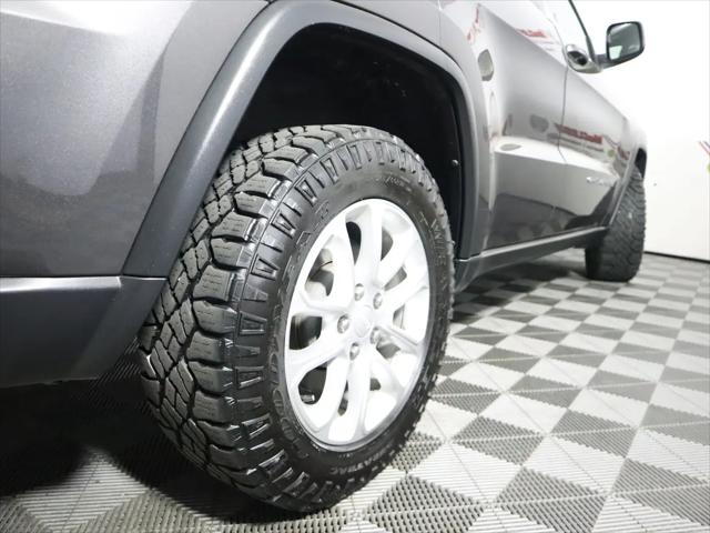 2021 Jeep Grand Cherokee Laredo X 4x4