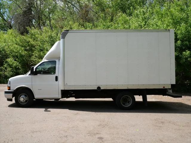 2019 Chevrolet Express Cutaway 4500 Van