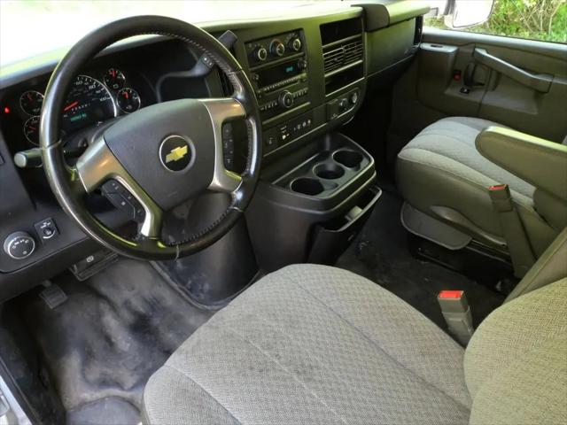 2019 Chevrolet Express Cutaway 4500 Van