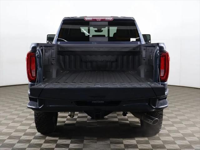 2020 GMC Sierra 2500HD 4WD Crew Cab Standard Bed Denali