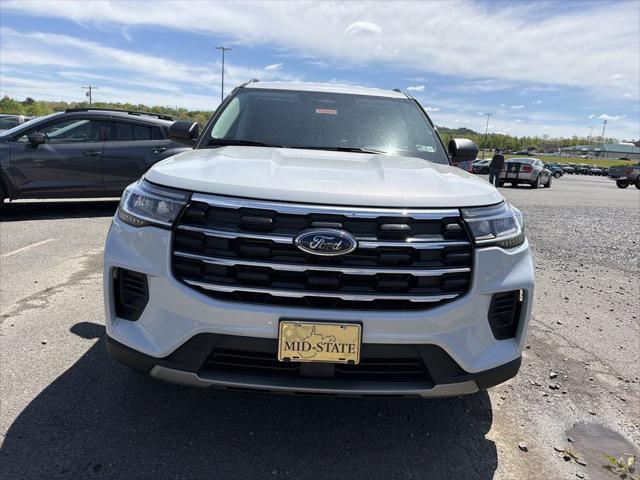 2025 Ford Explorer Active 2025 Ford Explorer Active