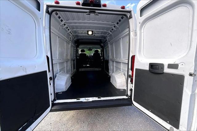 2024 Ram ProMaster 2500 Cargo Van Tradesman High Roof 159" WB w/Pass Seat
