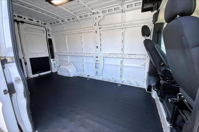 2024 Ram ProMaster 2500 Cargo Van Tradesman High Roof 159" WB w/Pass Seat