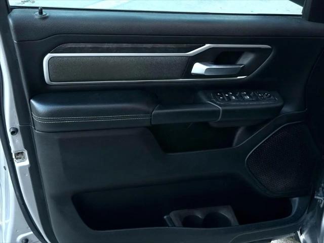 2020 Ram 1500 Big Horn Crew Cab 4x4 5'7" Box