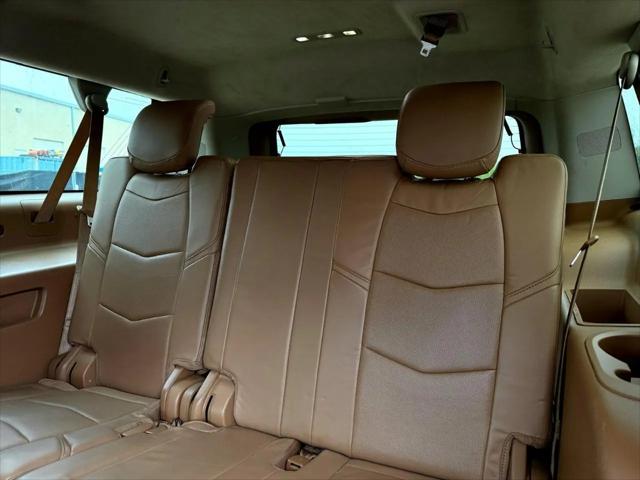 2016 Cadillac Escalade ESV Platinum