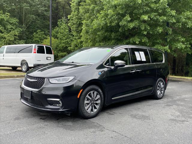 2023 Chrysler Pacifica Hybrid Limited