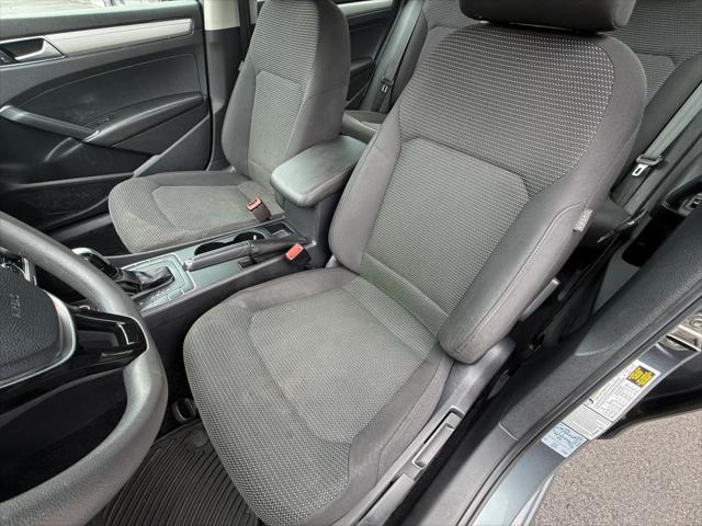 2016 Volkswagen Passat 1.8T S