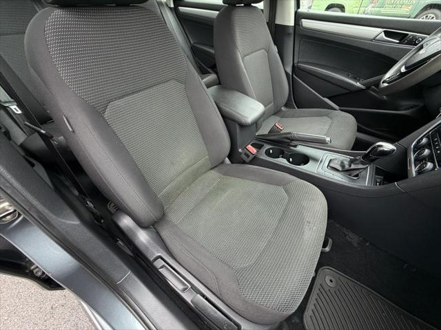 2016 Volkswagen Passat 1.8T S