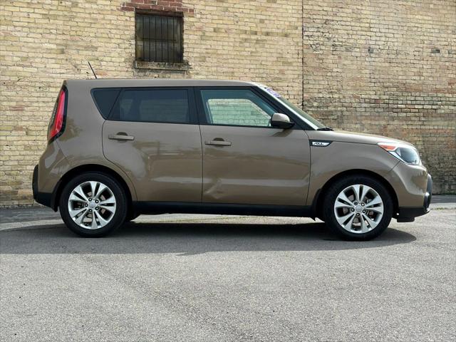 2015 Kia Soul +