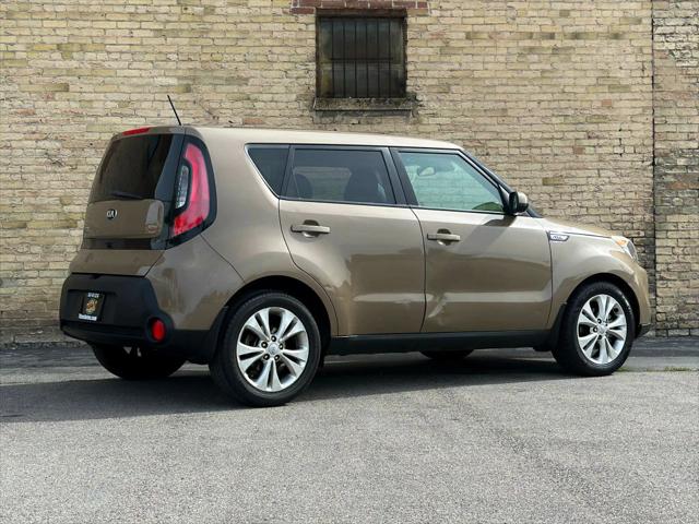 2015 Kia Soul +
