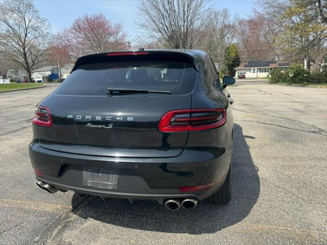 2016 Porsche Macan S