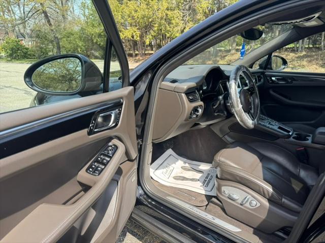 2016 Porsche Macan S