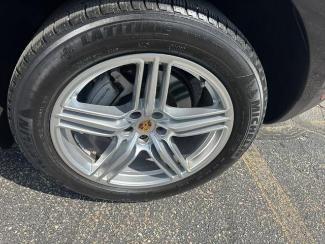 2016 Porsche Macan S