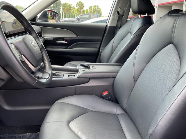 2025 Toyota Grand Highlander LE