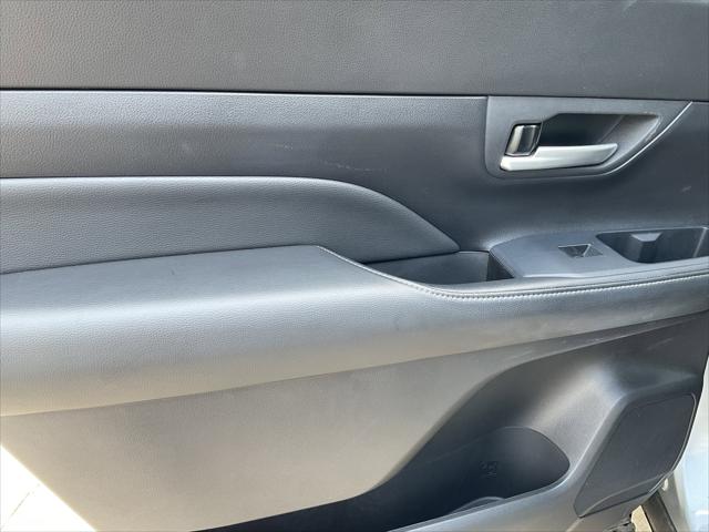 2025 Toyota Grand Highlander LE