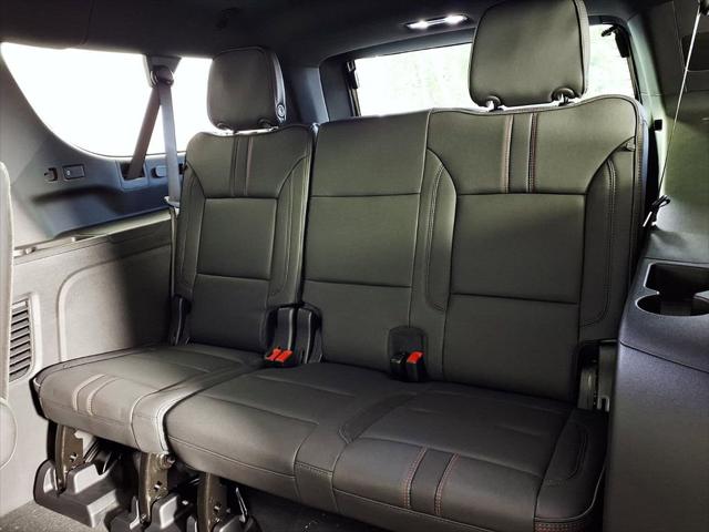 2026 Chevrolet Suburban RST, RWD