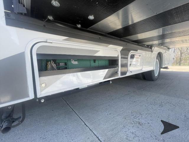 2023 Ford E-450 Cutaway Unknown
