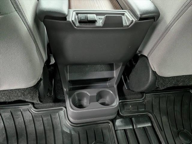 2022 Toyota Sienna LE